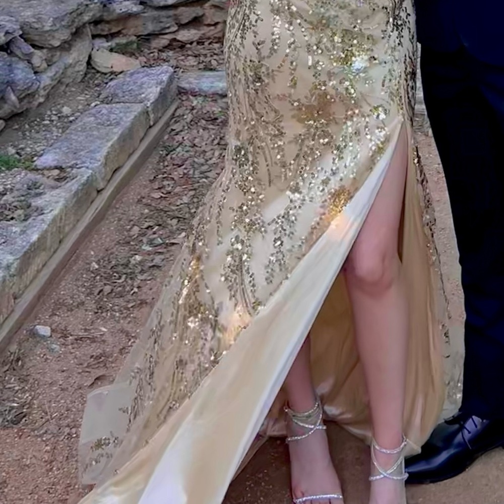 Sherri Hill Gold Sequin Prom Dress - Picture 6 of 6